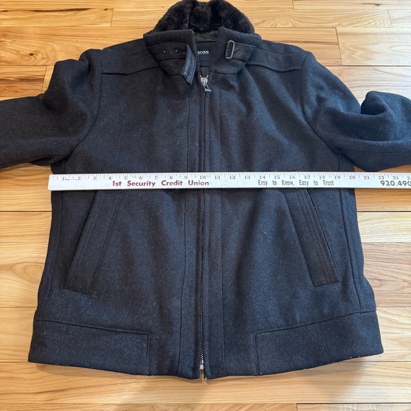BOSS Hugo Boss Virgin Wool Full Zip Bomber Jacket with Faux Fur Collar - Picture 8 of 9